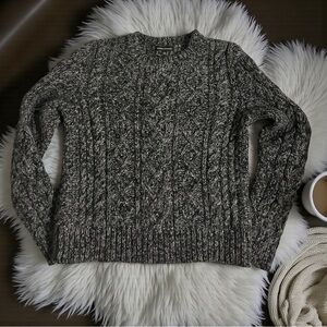 Banana Republic Cable Knit Sweater Women M Cable Knit Fisherman Chunky Wool Cozy